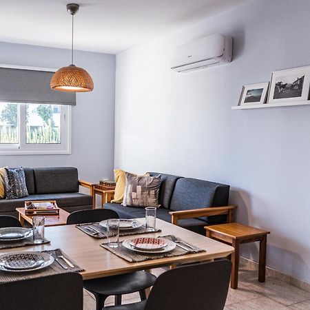 Anemomylos Guesthouse Paralímni Eksteriør bilde