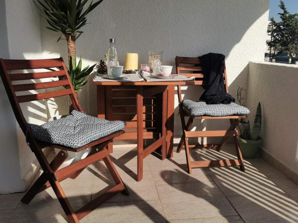 Anemomylos Guesthouse Paralímni Eksteriør bilde